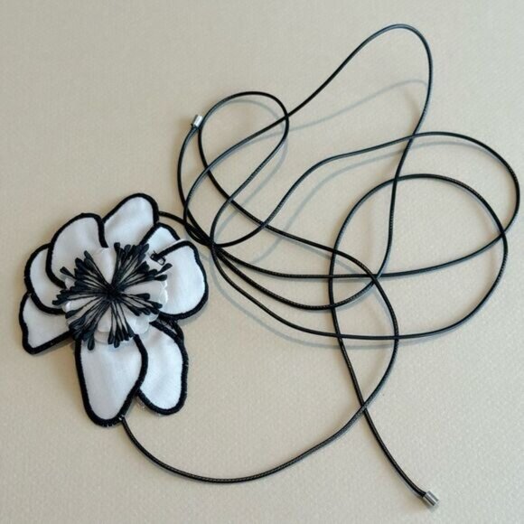 Boho White Floral Choker Necklace N1451 - Picture 3 of 5